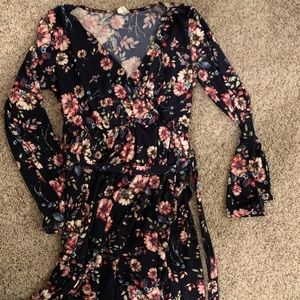 Maternity dress size medium, nursing friendly